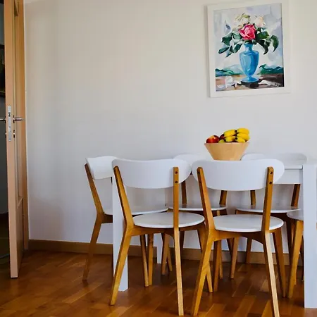 Apartman Roko شقة *